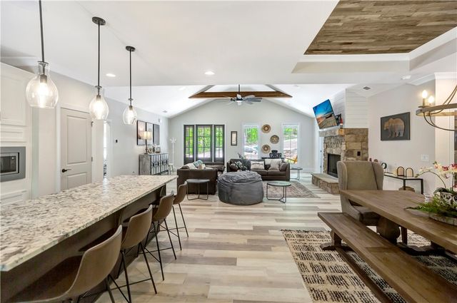 102 Jocassee Falls Road, Salem, SC 29676