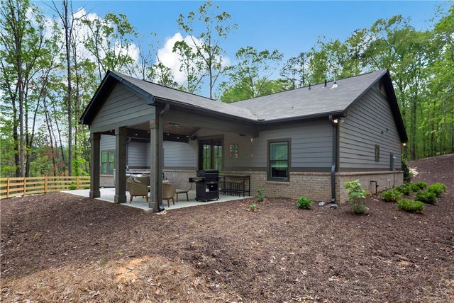 102 Jocassee Falls Road, Salem, SC 29676