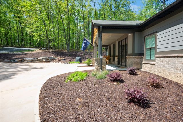 102 Jocassee Falls Road, Salem, SC 29676