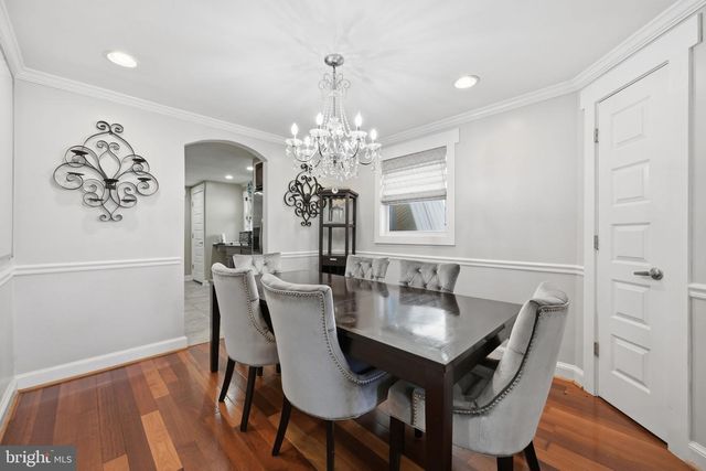 2022 S MONROE ST S, Arlington, VA 22204