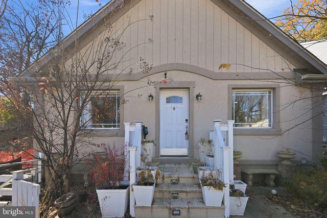 2022 S MONROE ST S, Arlington, VA 22204