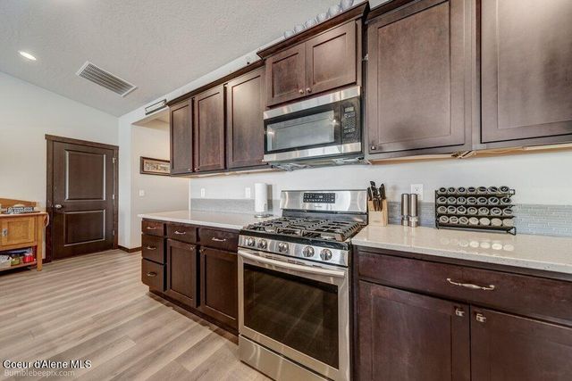 5887 W Gumwood CIR, Post Falls, ID 83854