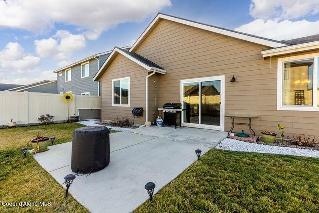 5887 W Gumwood CIR, Post Falls, ID 83854