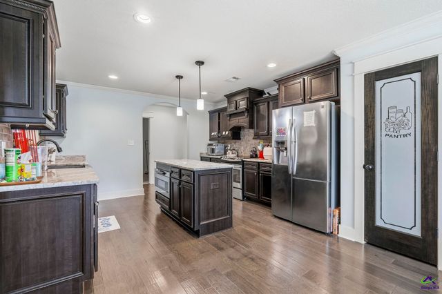 274 Hathersage Drive, Kathleen, GA 31047