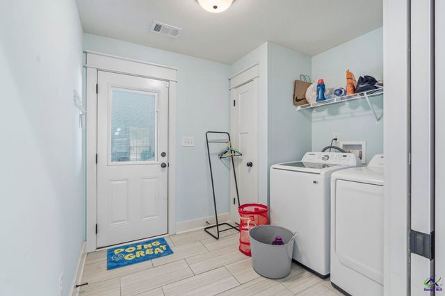 274 Hathersage Drive, Kathleen, GA 31047