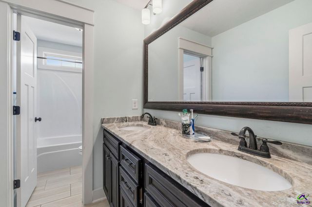 274 Hathersage Drive, Kathleen, GA 31047