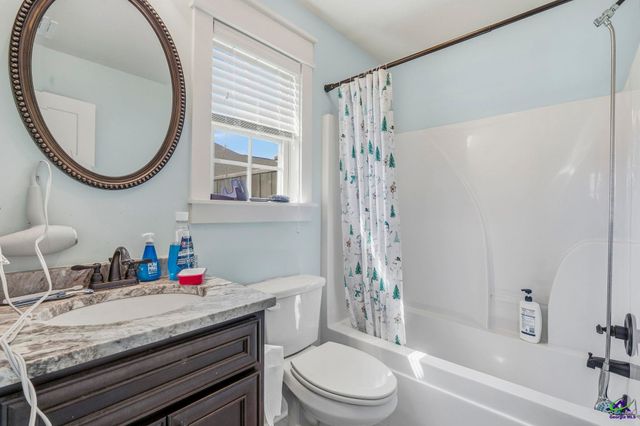 274 Hathersage Drive, Kathleen, GA 31047