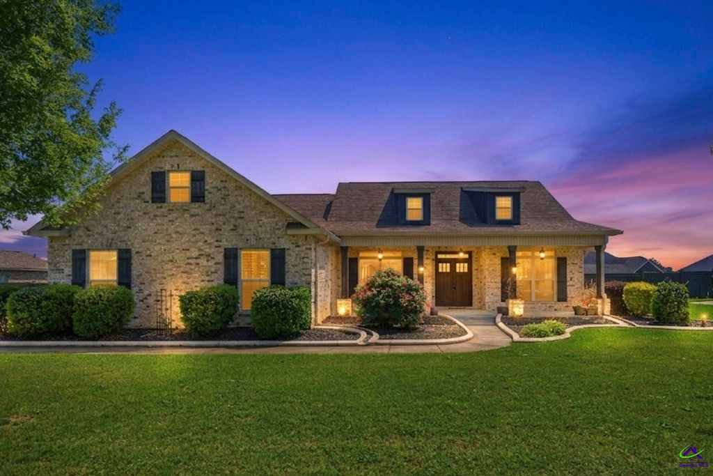 274 Hathersage Drive, Kathleen, GA 31047