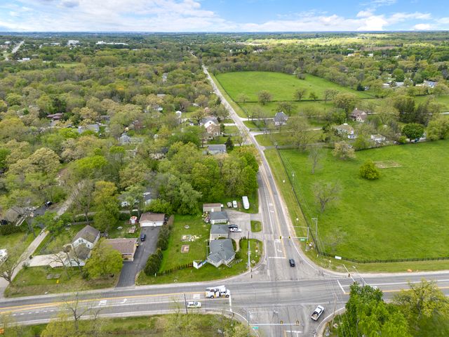 1109 Main Street, Spring Grove, IL 60081
