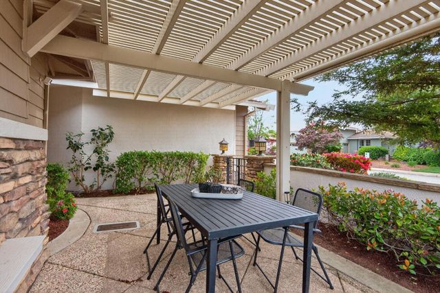 2270 Longspur Loop, Lincoln, CA 95648