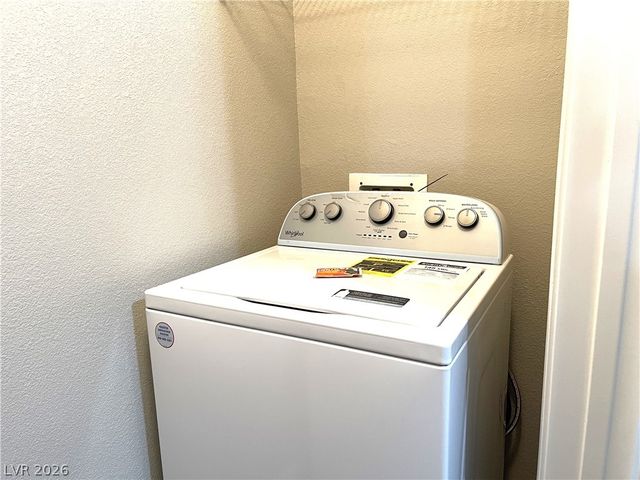 10001 Peace Way 1327, Las Vegas, NV 89147