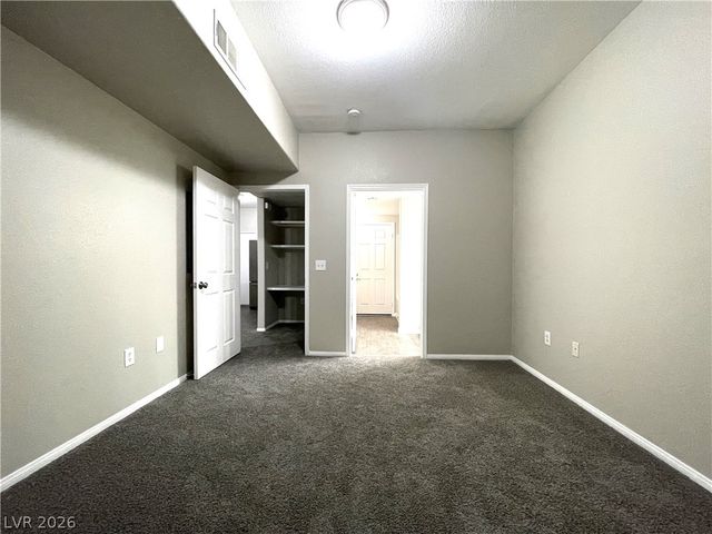 10001 Peace Way 1327, Las Vegas, NV 89147