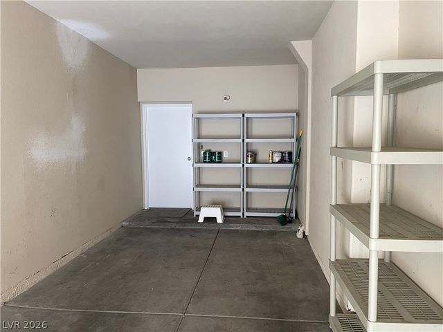 10001 Peace Way 1327, Las Vegas, NV 89147