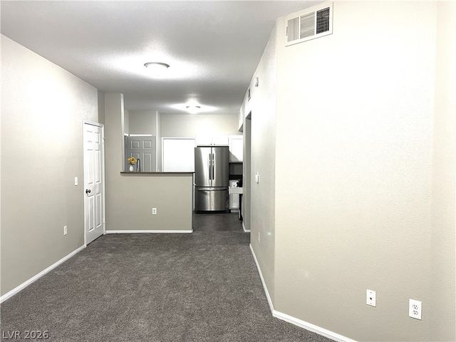 10001 Peace Way 1327, Las Vegas, NV 89147
