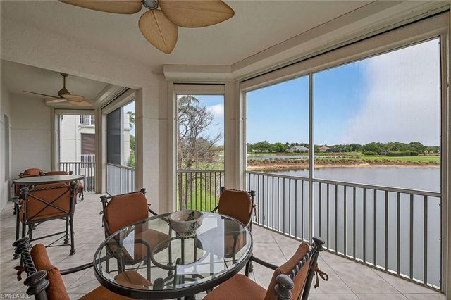 580 Avellino Isles CIR 201, Naples, FL 34119