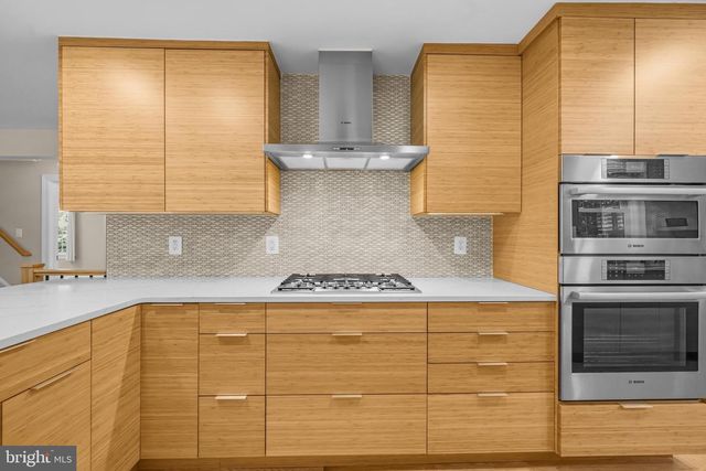 9304 STUART AVE, Manassas, VA 20110