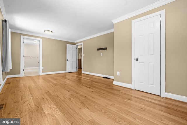 9304 STUART AVE, Manassas, VA 20110