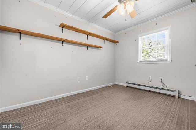 9304 STUART AVE, Manassas, VA 20110