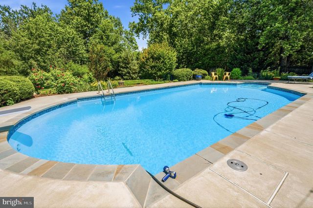 9304 STUART AVE, Manassas, VA 20110