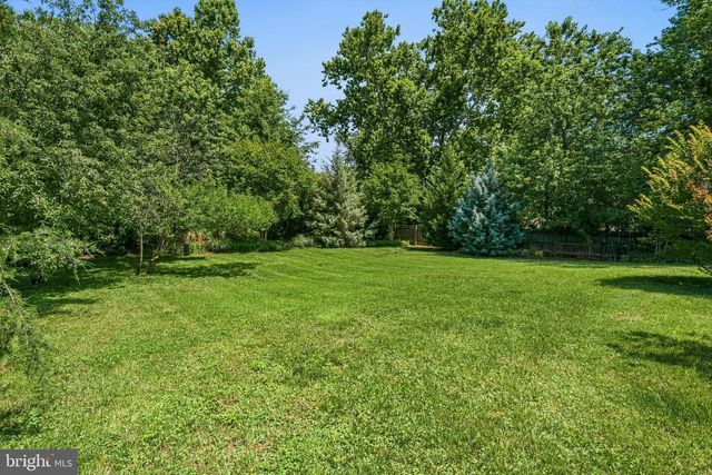 9304 STUART AVE, Manassas, VA 20110
