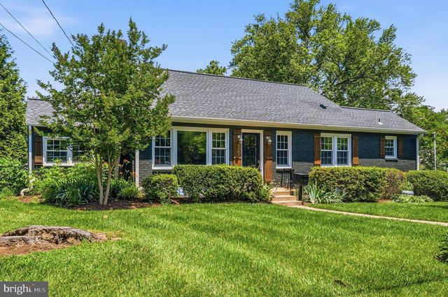 9304 STUART AVE, Manassas, VA 20110