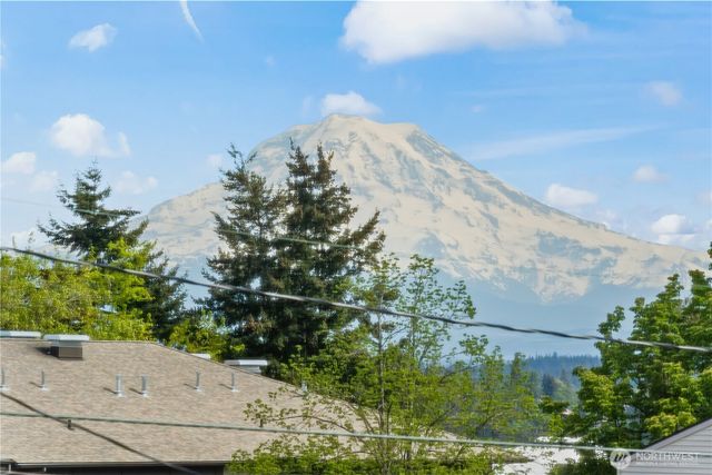 1309 S I Street, Tacoma, WA 98405