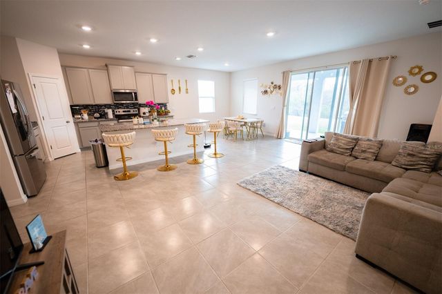 3809 CAPRI COAST DRIVE, Plant City, FL 33565