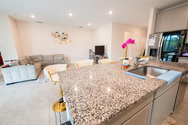 3809 CAPRI COAST DRIVE, Plant City, FL 33565