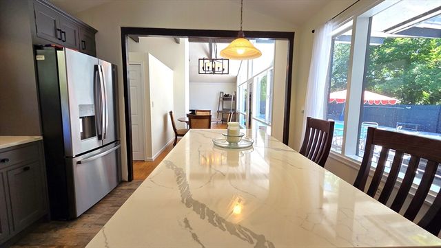 19 Avon Rd, Norwood, MA 02062