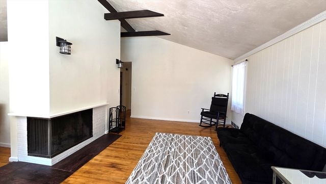 19 Avon Rd, Norwood, MA 02062