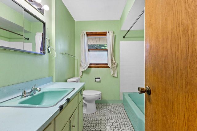 7915 45th AVENUE, Kenosha, WI 53142