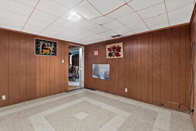 7915 45th AVENUE, Kenosha, WI 53142