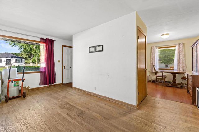 7915 45th AVENUE, Kenosha, WI 53142