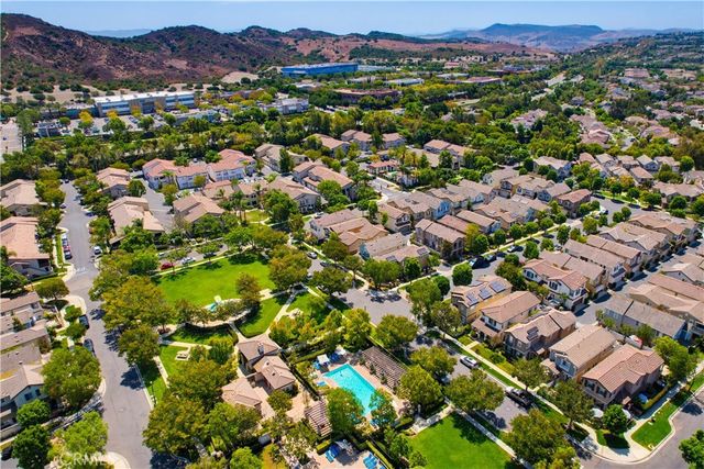 3 Three Vines Court, Ladera Ranch, CA 92694