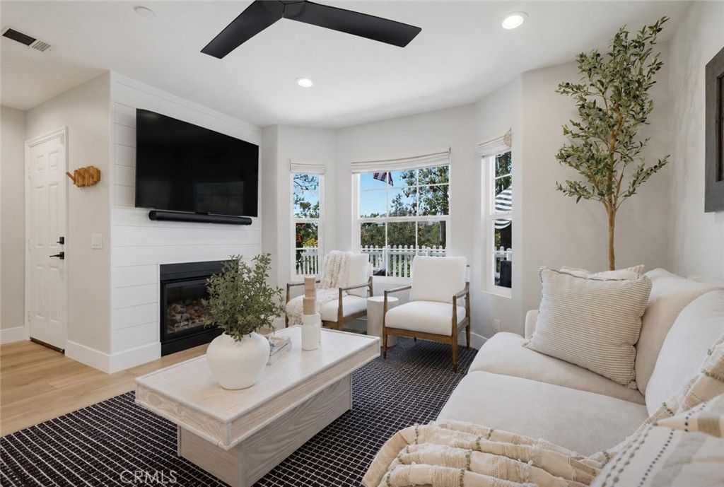 3 Three Vines Court, Ladera Ranch, CA 92694