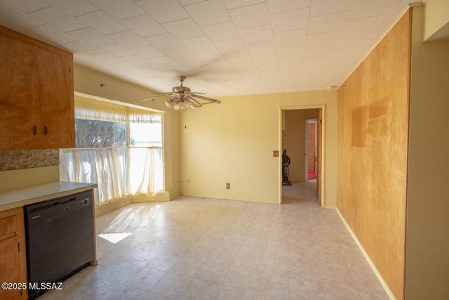 3923 W Thompson Road, Elfrida, AZ 85610