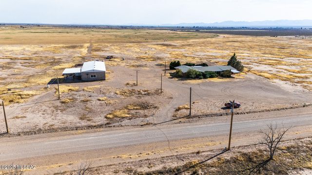 3923 W Thompson Road, Elfrida, AZ 85610