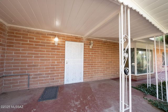 3923 W Thompson Road, Elfrida, AZ 85610