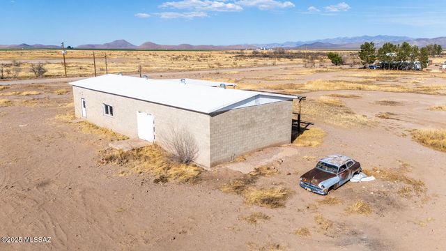 3923 W Thompson Road, Elfrida, AZ 85610