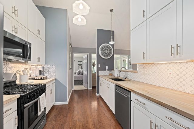 1221 Bell Rock CIR, Pflugerville, TX 78660