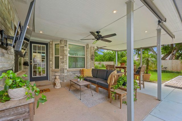 1221 Bell Rock CIR, Pflugerville, TX 78660