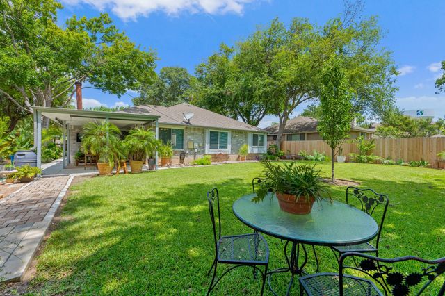 1221 Bell Rock CIR, Pflugerville, TX 78660
