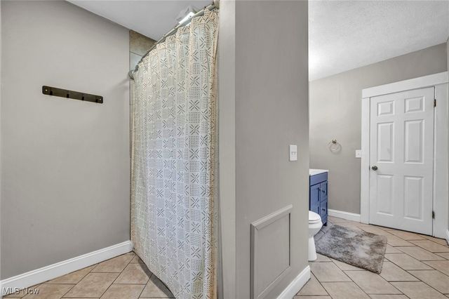 3879 W 157th Street, Cleveland, OH 44111