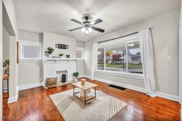 3879 W 157th Street, Cleveland, OH 44111