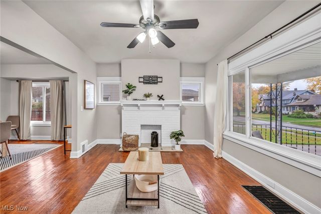 3879 W 157th Street, Cleveland, OH 44111