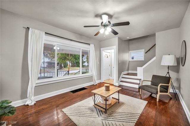 3879 W 157th Street, Cleveland, OH 44111