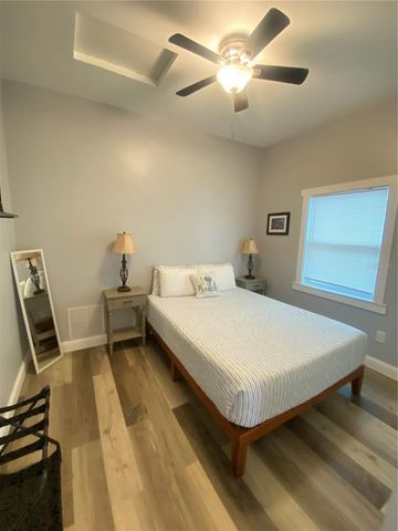 808 GROVE STREET N 808, St Petersburg, FL 33701