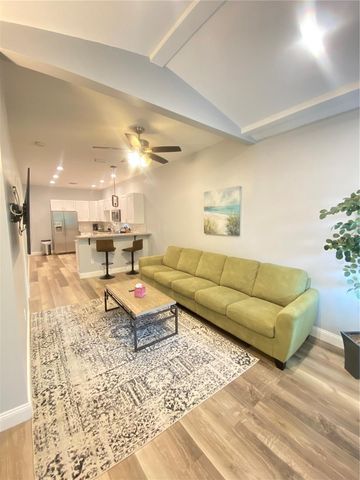 808 GROVE STREET N 808, St Petersburg, FL 33701