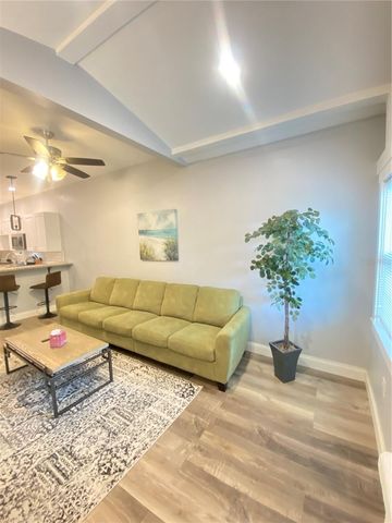 808 GROVE STREET N 808, St Petersburg, FL 33701