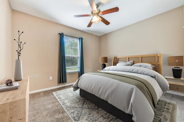 13242 9th Street, Santa Fe, TX 77510